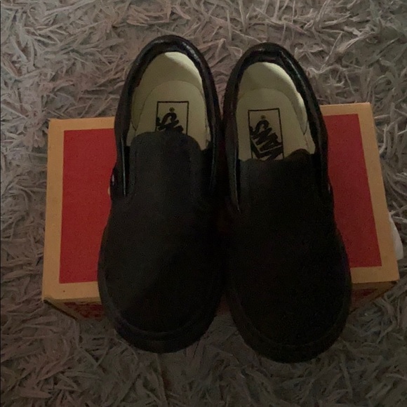 Slip on vans - Picture 2 of 3